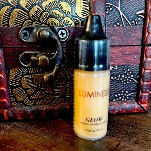 Luminess Glow Airbrush Brightener